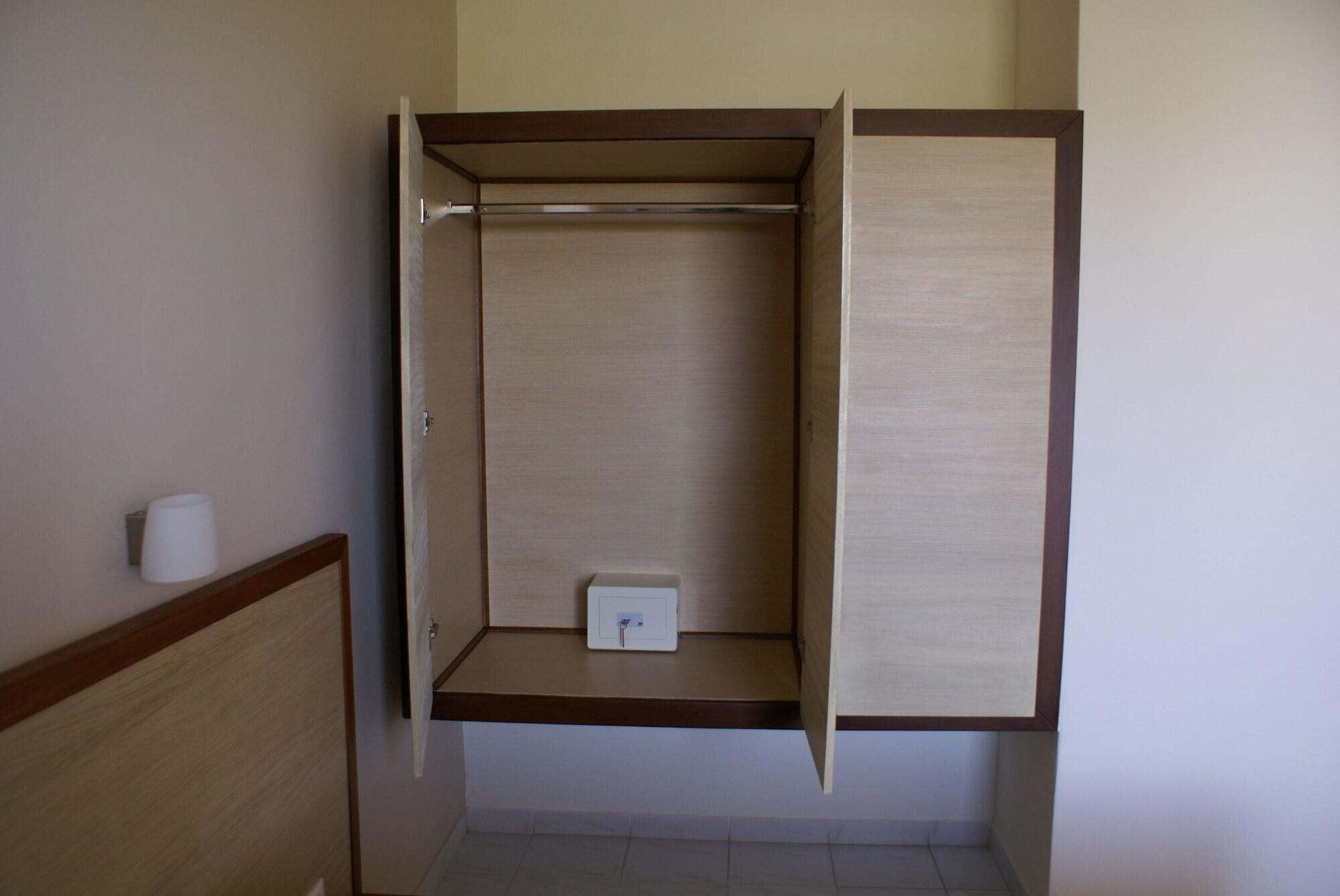 Aparthotel Golden Sun Tigaki Exterior foto