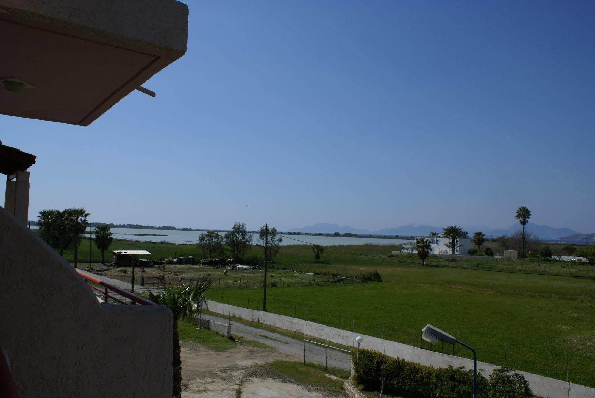 Aparthotel Golden Sun Tigaki Exterior foto